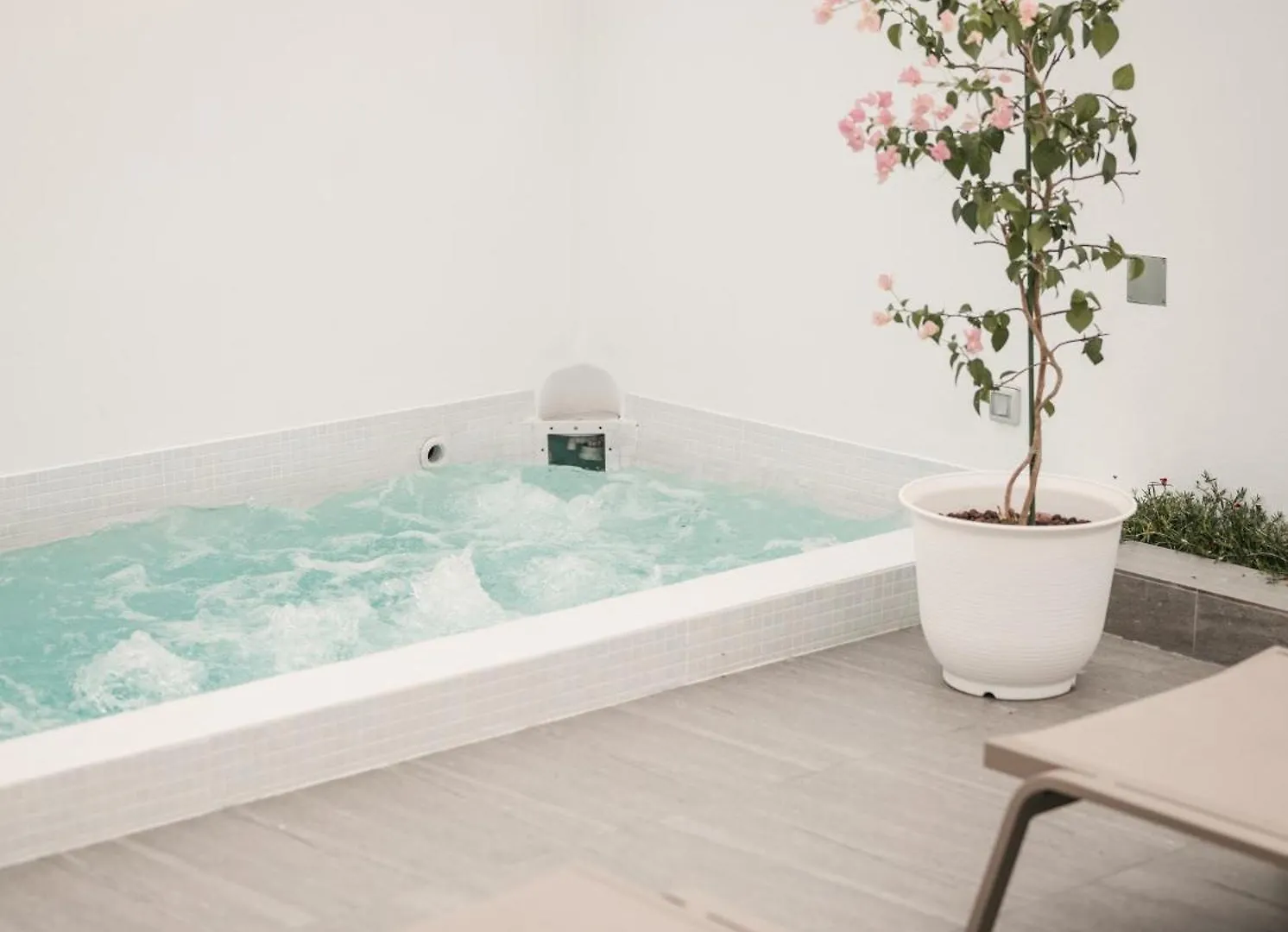 Romantic Rooftop Jacuzzi Villa With Sunset Views Jelutong Malaysia